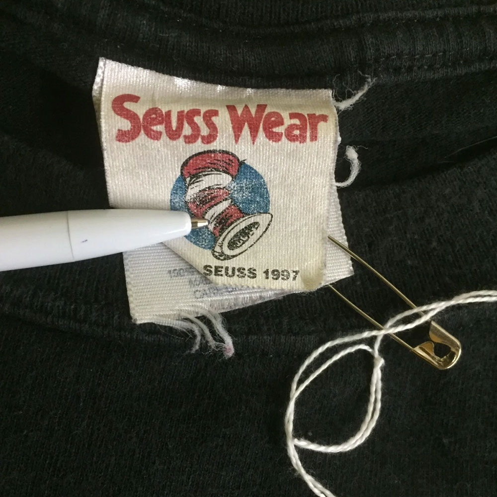 Vintage 1999 Suess Wear "Grinch Got A Wonderful Awful Idea"
