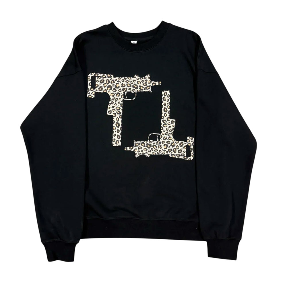 Cheetah Leopard Print Dual Gun Graphic Sweatshirt